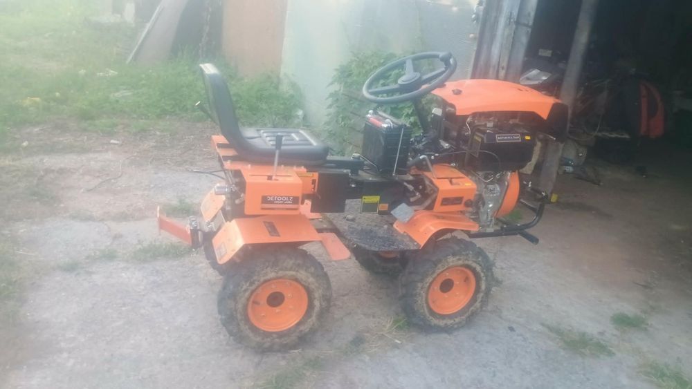 Vand tractoras detoolz