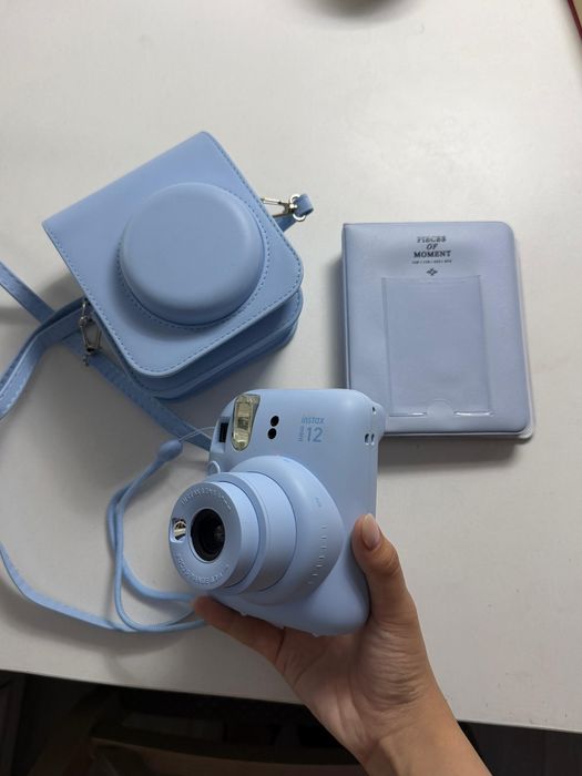 Продаю набор Instax mini 12