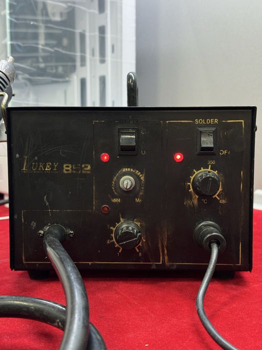 Паяльная станция Lukey 852