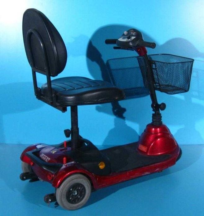 Scuter electric batrani/ handicap cu 3 roti Lecson HS 265 - 6 km/h