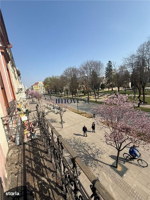 De inchiriat: Apartament cu 3 camere in zona Ultracentral