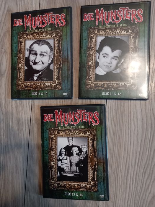 Vand 14 DVD-uri Munsters Serie complecta