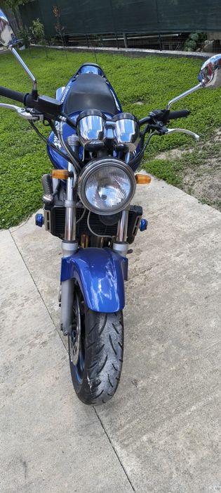 Vând honda Hornet