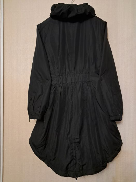 Продам куртки тёплые .