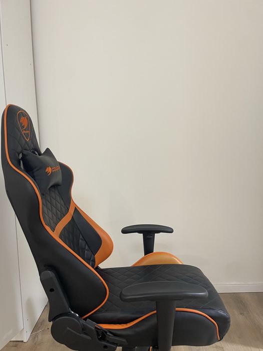 Компьютерное кресло Cougar