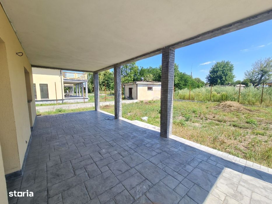 Casa noua, intabulata, de vanzare Halchiu Brasov