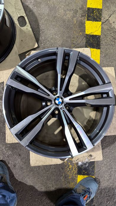 Jante aliaj cu senzori TPMS pentru BMW X7
