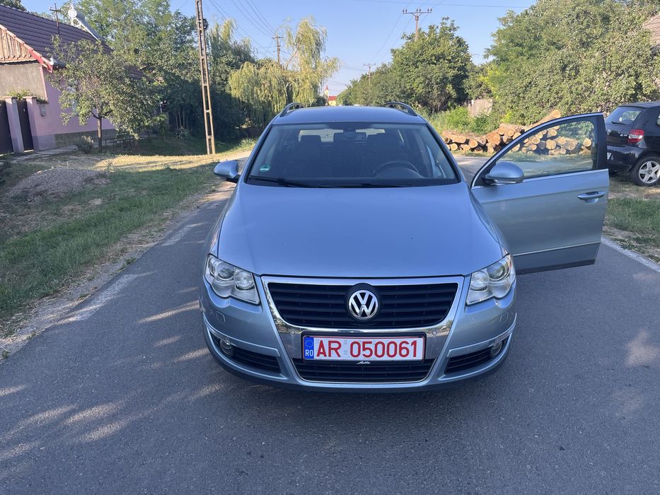 Dezmembrez  VW Passat B6 2.0 FSI Benzina 150CP Cod BVY, Faruri Xenon Originale
