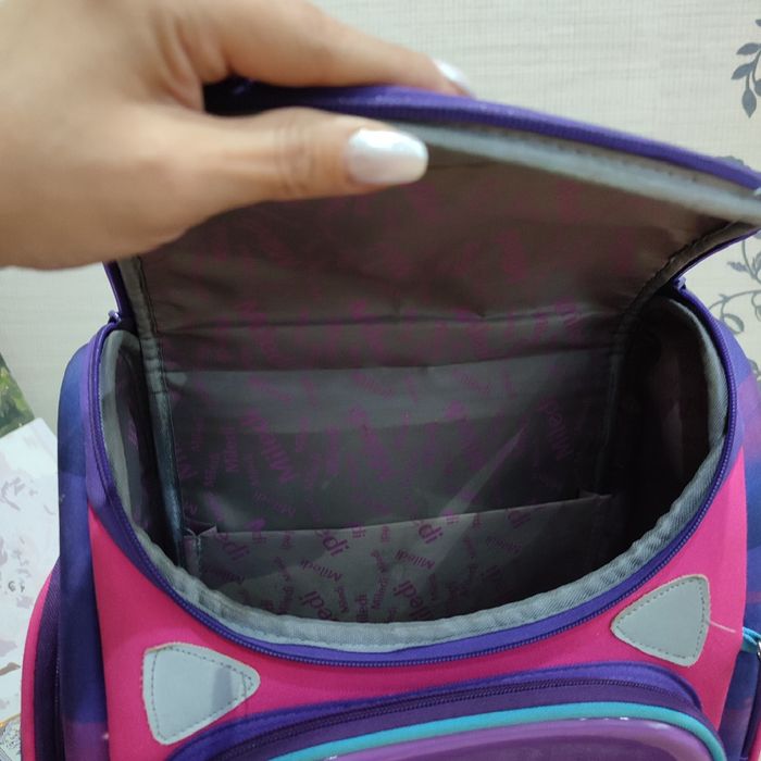 Продам школьный рюкзак