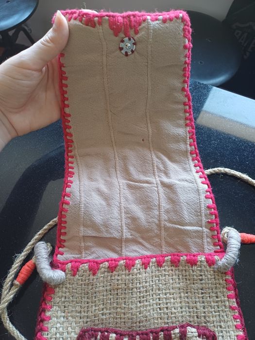 Етно чантичка от естествени материали