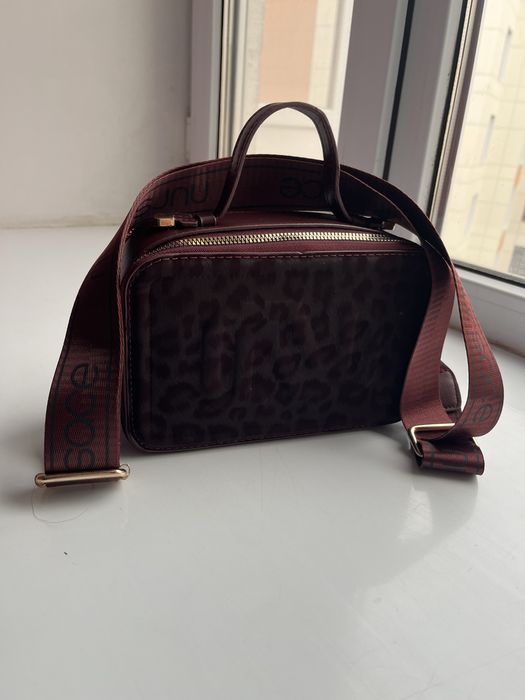 Сумка nursace бардового цвета