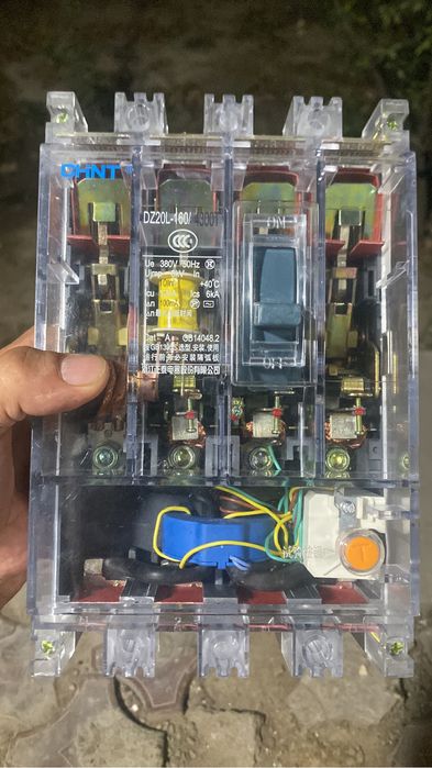 Автоматический выключатель DZ20L-160/4300T