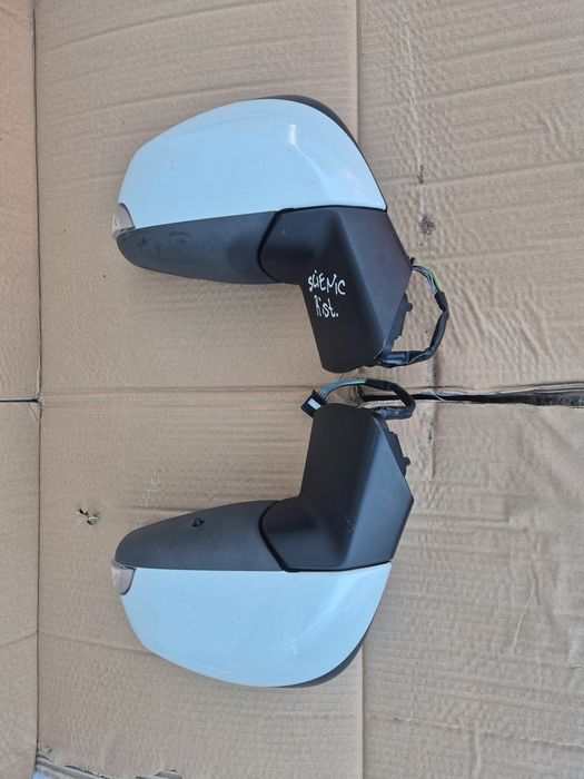 Oglinzi Renault Scenic3 Facelift 2012-2015. Volan stinga. Preț bucata.