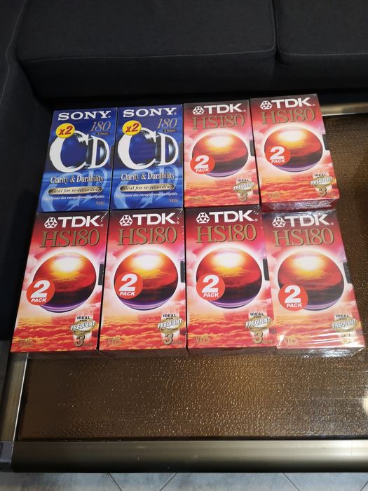 Нови видео касети VHS, VHS C и Hi8