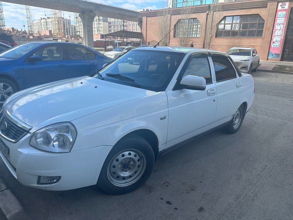 Сдам Лада Приора   (Lada Priora) 8000