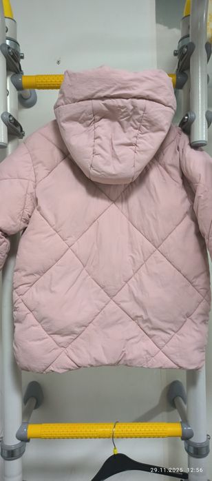 Куртка на девочку демисезонная