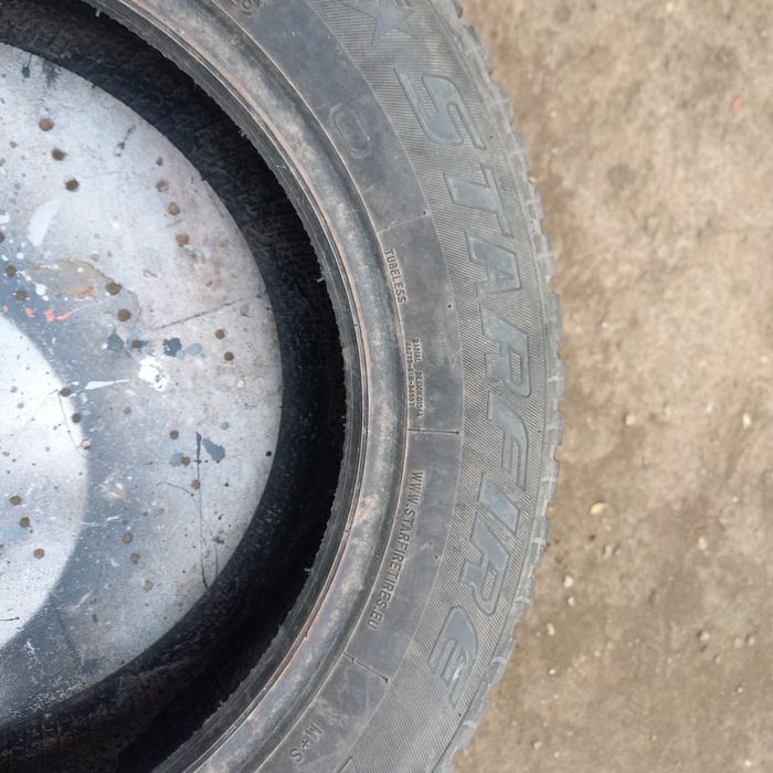 Vand  4 cauciucuri de iarna.