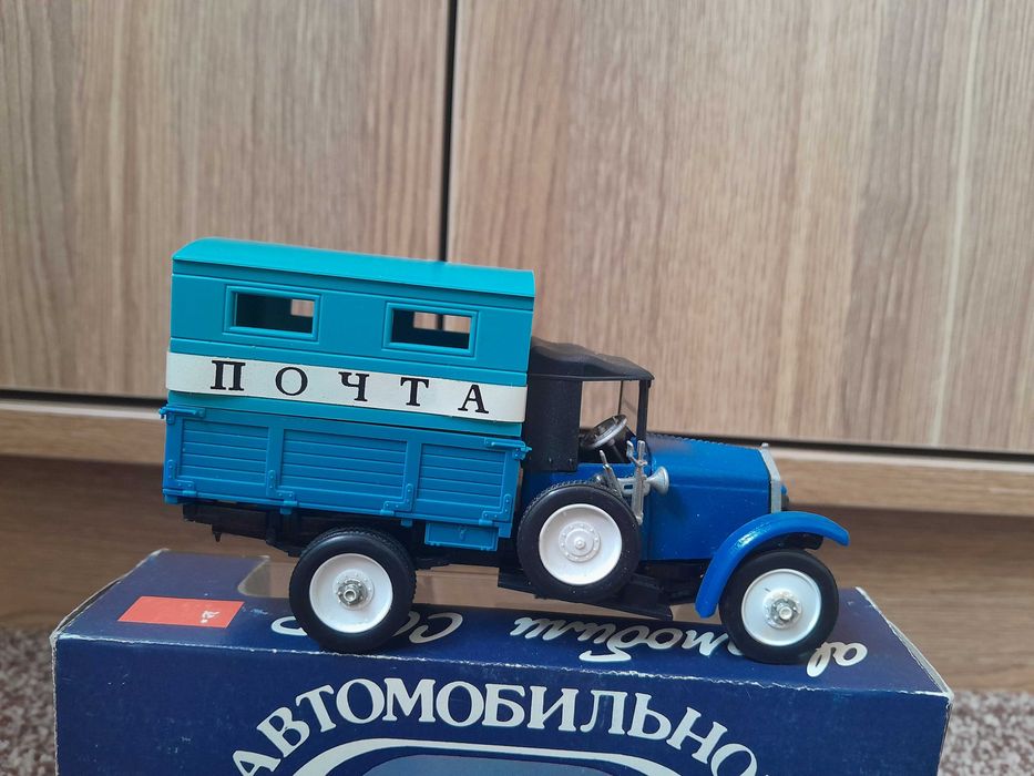 Модель ЗИЛ АМО Ф 15 фургон почта СССР