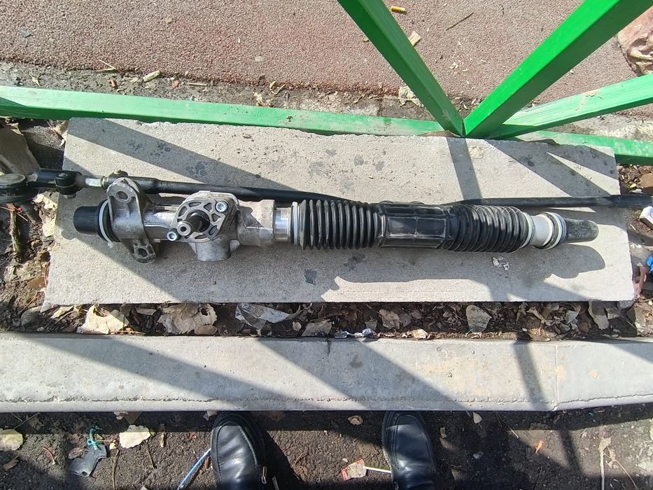 Продам рулевой рейку