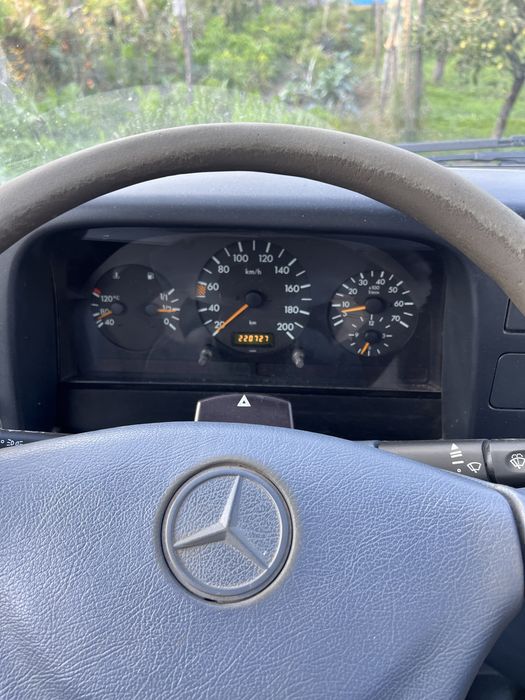 Vand camioneta Metcedes Sprinter 412