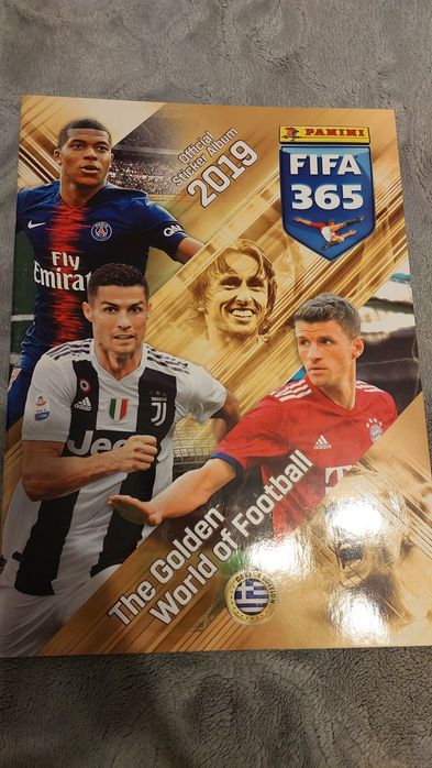 FIFA 2019 PANINI новый, запечатанный бокс наклеек + новый альбом