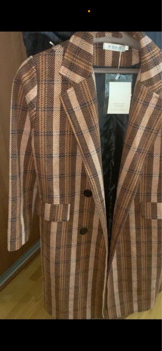 Пальто женское коричневое