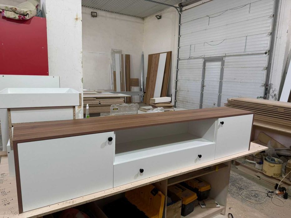 Тумба под ТВ новый