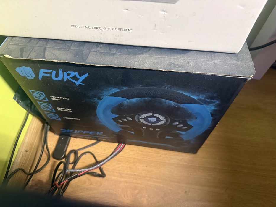 Волан за компютър Fury