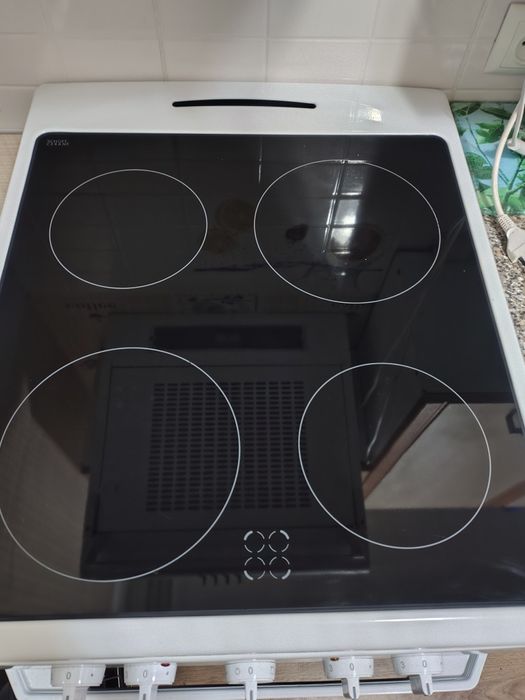 Печь  плита Hansa