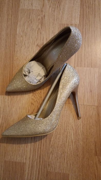 Туфли женские шпилька