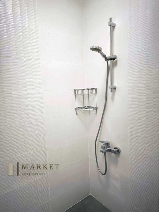 Дава се под наем Тристаен апартамент в Пловдив, Христо Смирненски - 110 кв.м за 561 € - Снимка #8