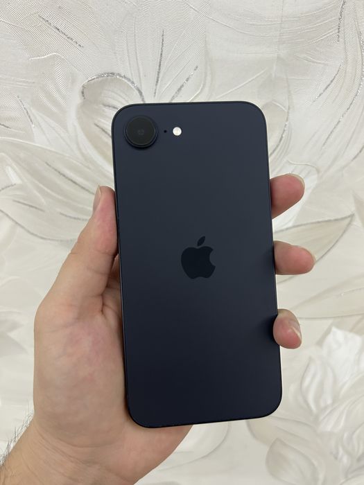 Iphone 16 E ozii