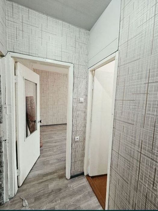 Продаю квартиру Яшнабадский р-он Авиасозлар-4. 1-ком 4-этаж 5-этажном