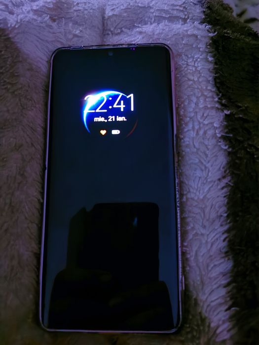 Se vinde telefon Huawei p30 pro