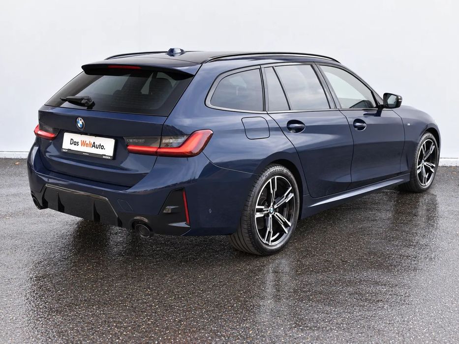 BMW Seria 3 2023 — imagine 23