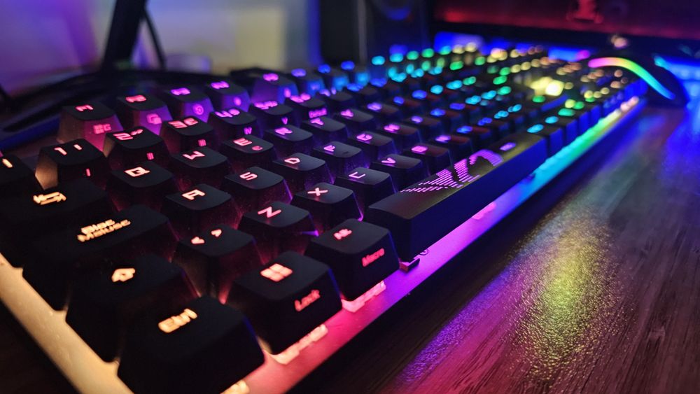 Asus ROG Strix Scope II  клавиатура + Подаръци