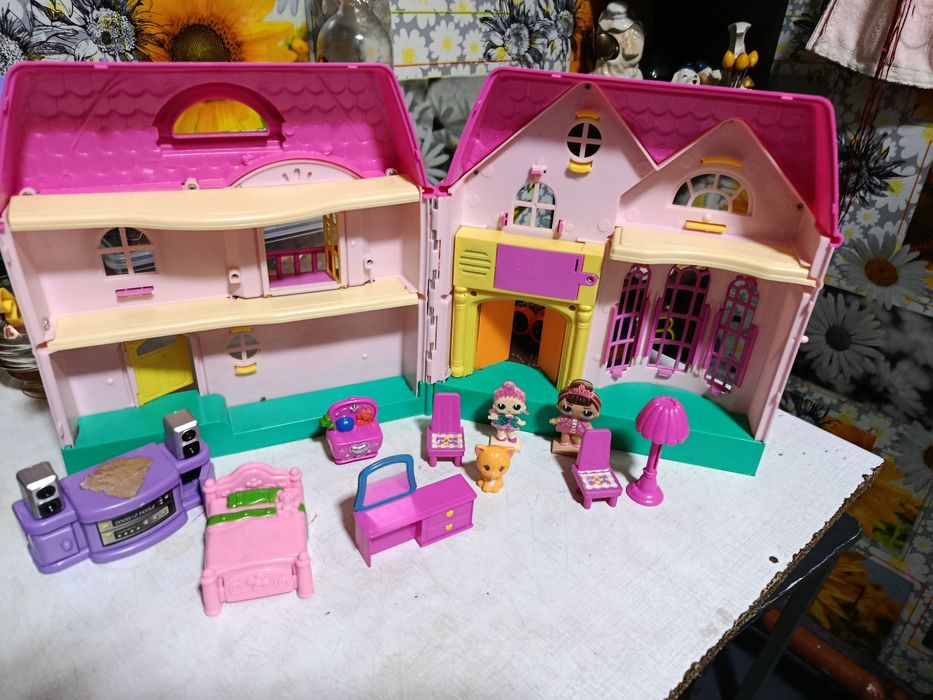 Продается   все для девочек