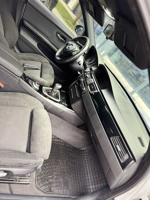 *Vanzare* e90 *2.0 D* M pack fabrica* *xenon*