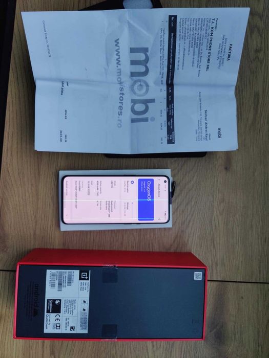 ONEPLUS 9 PRO 12GB RAM 256GB ROM display defect