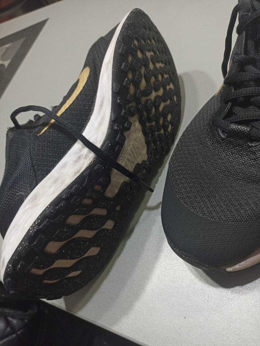 Спортни маратонки Nike