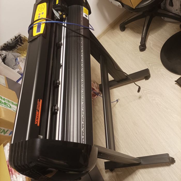 De vanzare cutter plotter