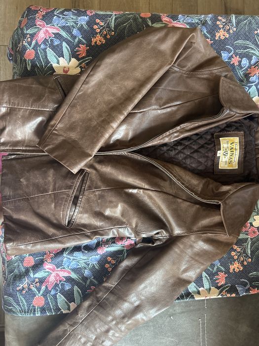 Кожено яке дамско