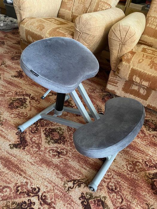 Продаю стул ортопедический