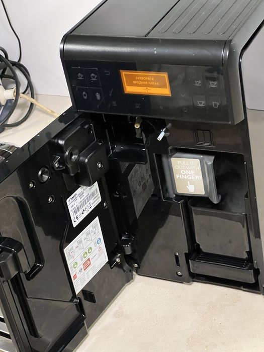 Кафемашина кафе автомат  Saeco granbaristo с гаранция