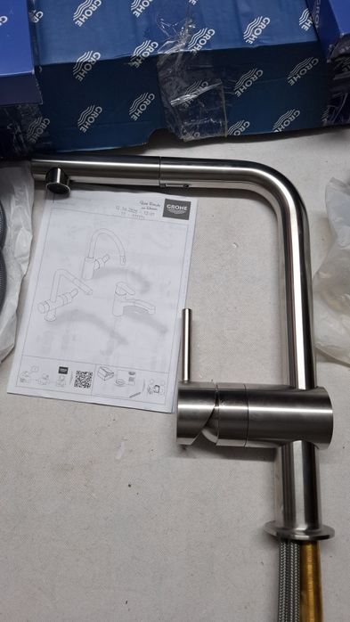 Кухненски смесител Grohe Minta 32168DC0,издърпващ се аератор,матиран
