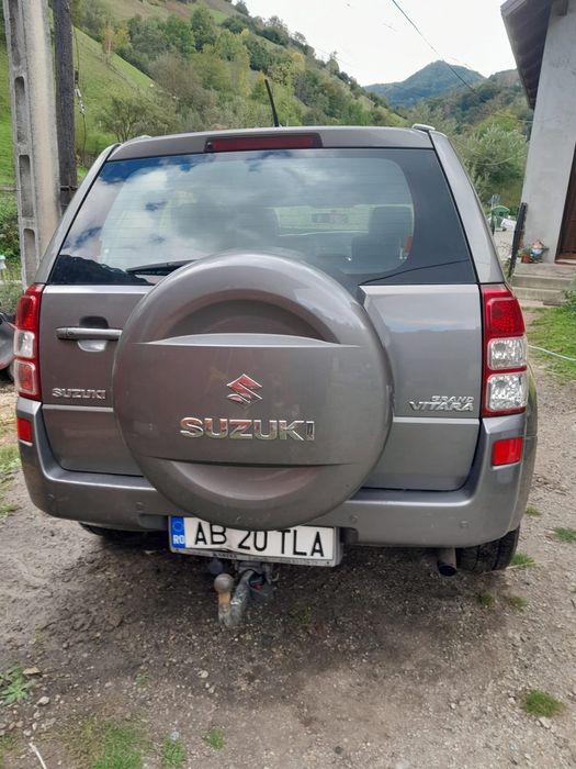 Vând Suzuki grand vitara