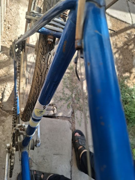 Velosiped (гонщик) sotiladi