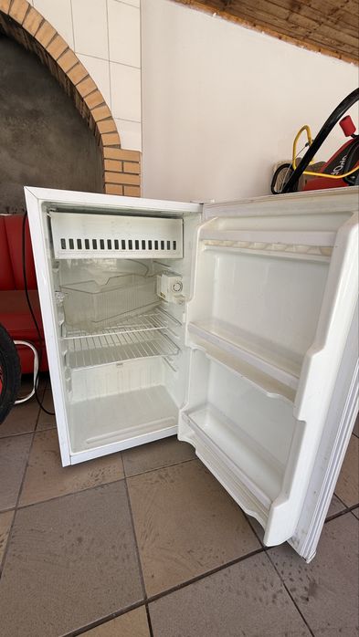 Холодильник мини хорошом сост