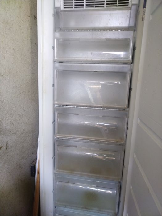 Висок фризер Хот Пойнт - Аристон (HOTPOINT ARISTON)