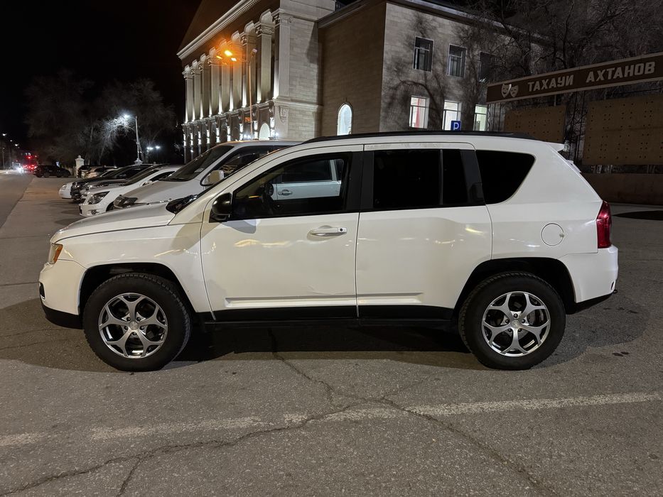 Продам Jeep Compass 2012 года